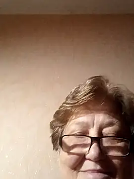 Snapshot of Katherine735 chatting on October 19, 2025, 3:12 pm Katherine735 online show from October 19, 2025, 3:12 pm