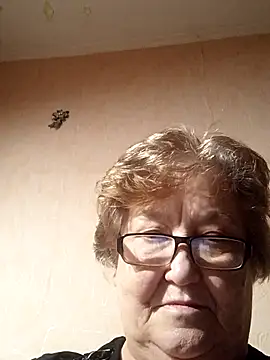 Snapshot of Katherine735 chatting on November 2, 2025, 2:52 pm Katherine735 online show from November 2, 2025, 2:52 pm