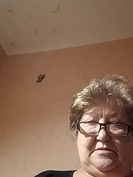 Snapshot of Katherine735 chatting on November 7, 2025, 5:40 am Katherine735 online show from November 7, 2025, 5:40 am