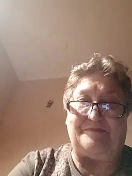 Snapshot of Katherine735 chatting on November 29, 2025, 9:51 pm Katherine735 online show from November 29, 2025, 9:51 pm