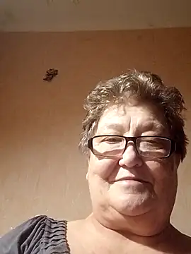 Snapshot of Katherine735 chatting on November 30, 2025, 3:38 pm Katherine735 online show from November 30, 2025, 3:38 pm