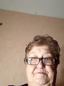 Snapshot of Katherine735 chatting on December 20, 2025, 7:43 pm Katherine735 online show from December 20, 2025, 7:43 pm