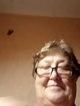 Snapshot of Katherine735 chatting on January 5, 2026, 8:45 pm Katherine735 online show from January 5, 2026, 8:45 pm