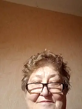 Snapshot of Katherine735 chatting on January 7, 2026, 11:51 pm Katherine735 online show from January 7, 2026, 11:51 pm