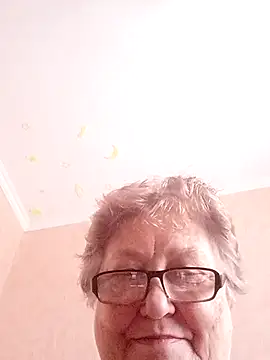 Snapshot of Katherine735 chatting on January 8, 2026, 11:56 am Katherine735 online show from January 8, 2026, 11:56 am