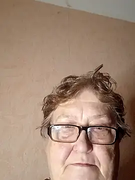 Snapshot of Katherine735 chatting on January 10, 2026, 11:53 pm Katherine735 online show from January 10, 2026, 11:53 pm