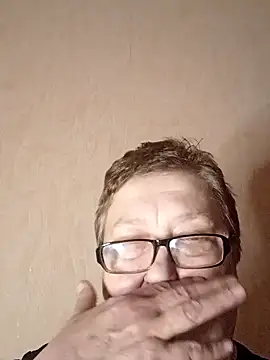 Snapshot of Katherine735 chatting on February 11, 2026, 9:53 pm Katherine735 online show from February 11, 2026, 9:53 pm