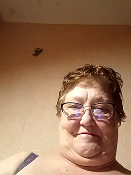 Katherine735 online show from April 30, 2026, 8:57 pm