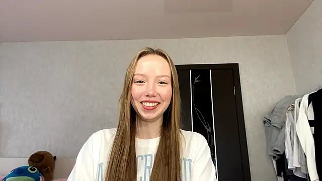 Snapshot of AntoniaMoravick chatting on October 21, 2025, 8:37 am AntoniaMoravick online show from October 21, 2025, 8:37 am