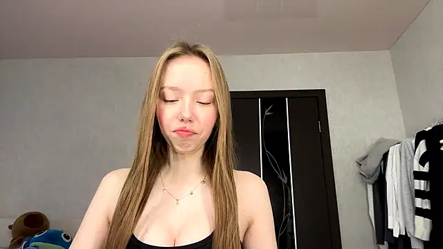 Snapshot of AntoniaMoravick chatting on October 29, 2025, 7:10 am AntoniaMoravick online show from October 29, 2025, 7:10 am