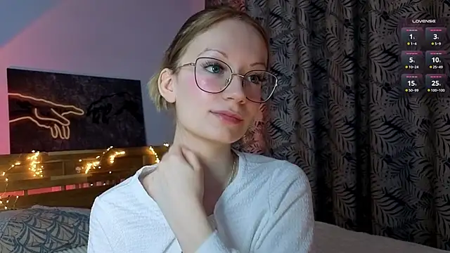 Snapshot of Edlin_gail chatting on October 30, 2025, 2:07 pm Edlin gail online show from October 30, 2025, 2:07 pm