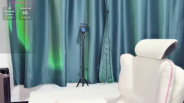 QmnbvcxzQewq online show from November 20, 2025, 5:18 am