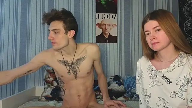 EmiliaCouple online show from May 18, 2026, 11:16 am