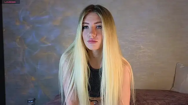 Snapshot of sweety__ella chatting on May 30, 2026, 1:25 am sweety ella online show from May 30, 2026, 1:25 am