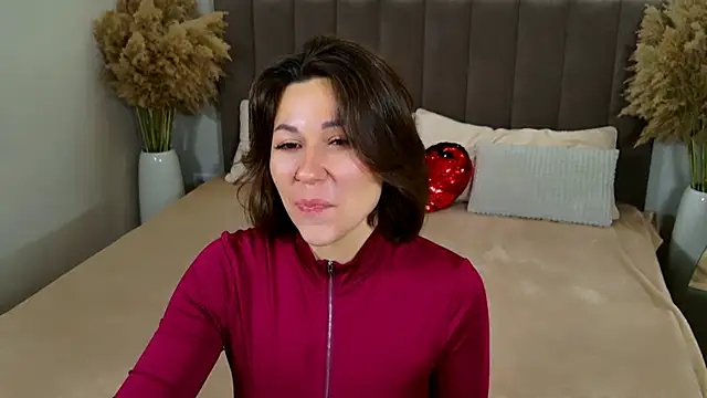 Snapshot of EdenSolis chatting on November 30, 2025, 10:08 am EdenSolis online show from November 30, 2025, 10:08 am