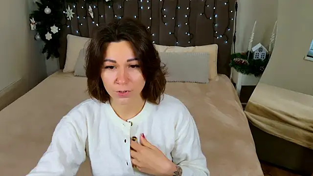 Snapshot of EdenSolis chatting on December 14, 2025, 9:36 am EdenSolis online show from December 14, 2025, 9:36 am