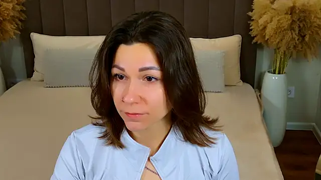 Snapshot of EdenSolis chatting on April 16, 2026, 7:31 am EdenSolis online show from April 16, 2026, 7:31 am