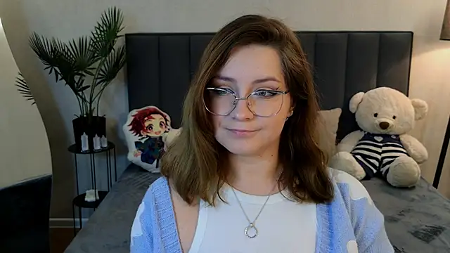 Snapshot of Briarx chatting on December 3, 2025, 10:19 pm Briarx online show from December 3, 2025, 10:19 pm