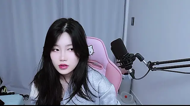 Snapshot of MISA_02 chatting on January 12, 2026, 11:59 am MISA 02 online show from January 12, 2026, 11:59 am