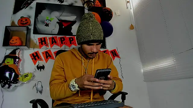 Snapshot of jhapsson_wong chatting on October 29, 2025, 2:30 pm jhapsson wong online show from October 29, 2025, 2:30 pm