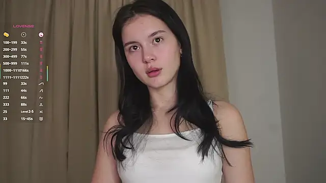 Snapshot of FluffKitty chatting on November 23, 2025, 8:08 pm FluffKitty online show from November 23, 2025, 8:08 pm