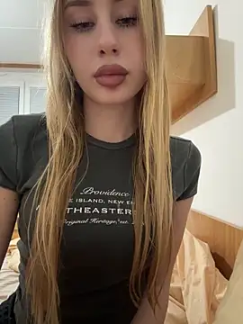 JudithCarly online show from February 1, 2026, 10:41 pm