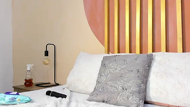 Jake AndNicole online show from December 21, 2025, 1:24 am