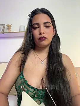 Snapshot of shainadavis chatting on June 22, 2026, 3:08 am shainadavis online show from June 22, 2026, 3:08 am