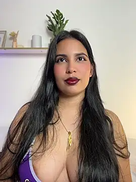 Snapshot of shainadavis chatting on July 26, 2026, 1:25 am shainadavis online show from July 26, 2026, 1:25 am