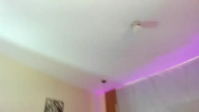 little  Chloee  online show from March 13, 2026, 9:21 pm