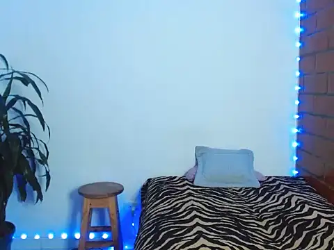 Snapshot of Maax3023 chatting on October 30, 2025, 4:41 pm Maax3023 online show from October 30, 2025, 4:41 pm