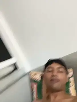 Snapshot of Flirtdick03 chatting on October 10, 2025, 4:00 am Flirtdick03 online show from October 10, 2025, 4:00 am