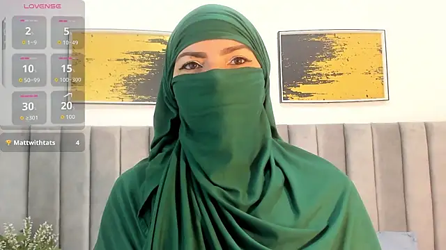 Snapshot of _naylaa_ chatting on November 8, 2025, 4:01 am naylaa online show from November 8, 2025, 4:01 am