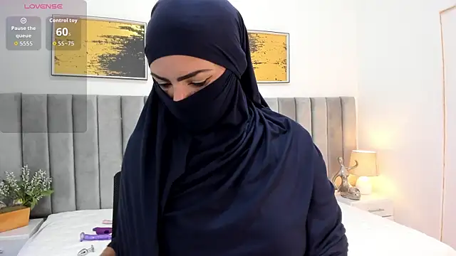 Snapshot of _naylaa_ chatting on November 9, 2025, 3:16 am naylaa online show from November 9, 2025, 3:16 am