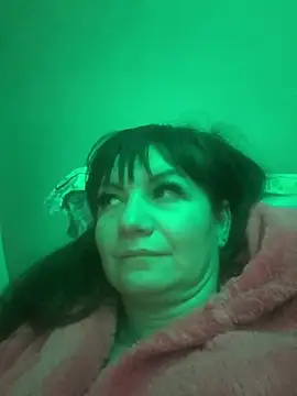 Butterfly8385 online show from January 10, 2026, 10:25 pm