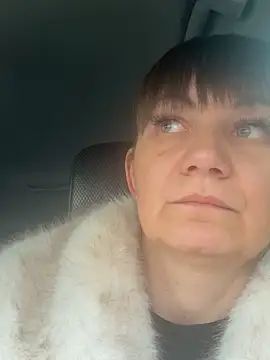 Butterfly8385 online show from February 11, 2026, 1:16 pm