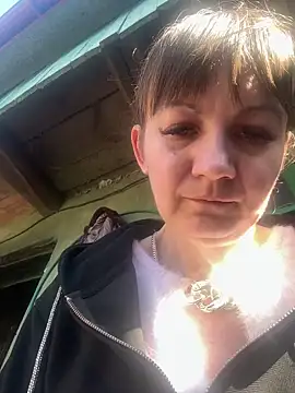 Butterfly8385 online show from March 15, 2026, 12:44 pm