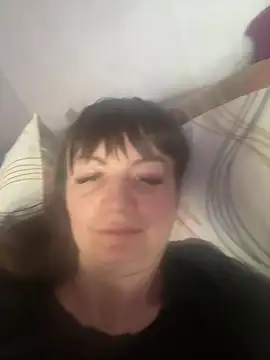 Butterfly8385 online show from April 26, 2026, 8:34 am