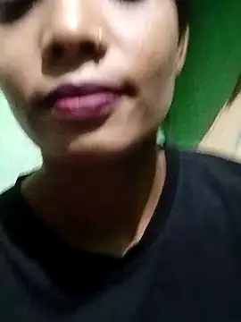 Snapshot of Jaanvi_G chatting on October 31, 2025, 11:55 am Jaanvi G online show from October 31, 2025, 11:55 am