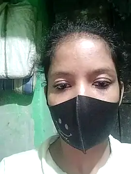 Snapshot of Jaanvi_G chatting on November 4, 2025, 11:31 am Jaanvi G online show from November 4, 2025, 11:31 am