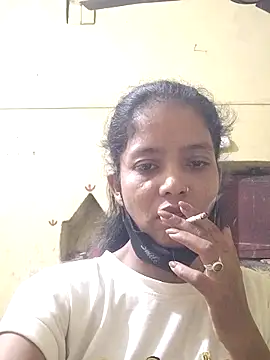 Snapshot of Jaanvi_G chatting on November 7, 2025, 12:38 pm Jaanvi G online show from November 7, 2025, 12:38 pm