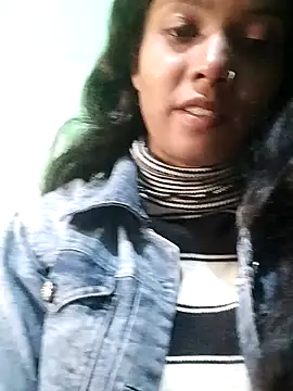 Snapshot of Jaanvi_G chatting on November 14, 2025, 12:48 pm Jaanvi G online show from November 14, 2025, 12:48 pm