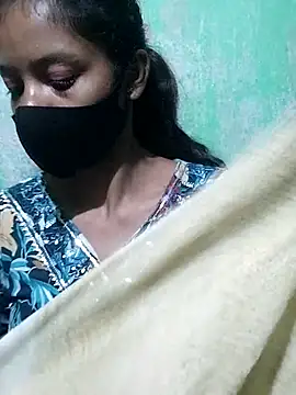 Snapshot of Jaanvi_G chatting on December 15, 2025, 2:10 pm Jaanvi G online show from December 15, 2025, 2:10 pm