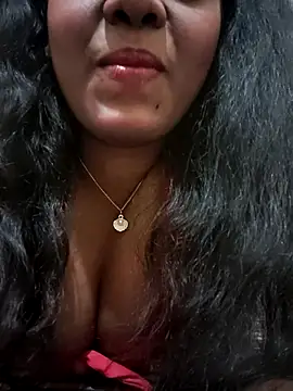 Lovely Payal online show from November 7, 2025, 3:17 am