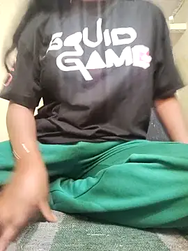 Lovely Payal online show from November 26, 2025, 2:12 am