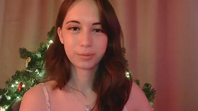 Snapshot of VeraLush chatting on December 18, 2025, 12:33 pm VeraLush online show from December 18, 2025, 12:33 pm