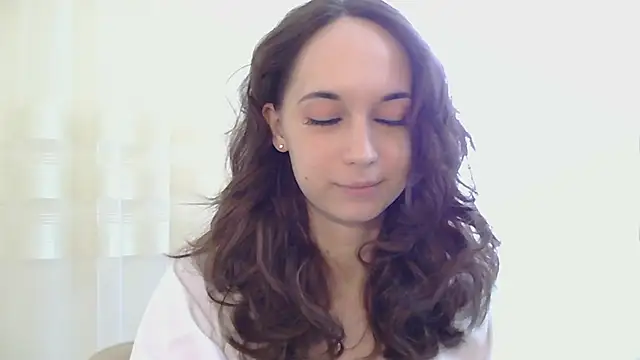 Snapshot of VeraLush chatting on March 25, 2026, 10:10 am VeraLush online show from March 25, 2026, 10:10 am