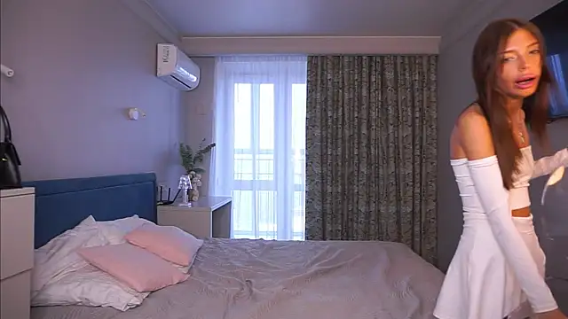 Snapshot of LoisKeedah chatting on November 23, 2025, 7:19 am LoisKeedah online show from November 23, 2025, 7:19 am