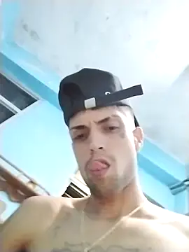 Snapshot of Laikerxxx chatting on October 21, 2025, 5:52 am Laikerxxx online show from October 21, 2025, 5:52 am