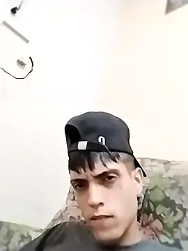 Snapshot of Laikerxxx chatting on October 26, 2025, 1:00 am Laikerxxx online show from October 26, 2025, 1:00 am